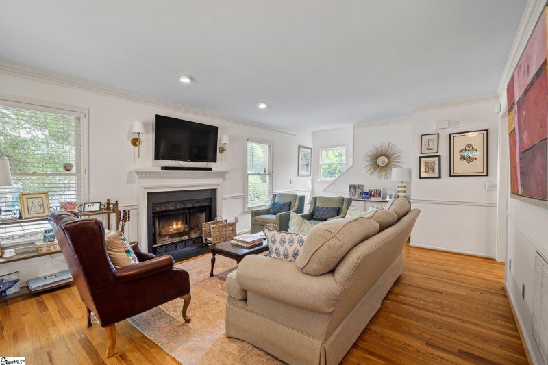 Property image 4 at 112 Brookview Circle, Greenville, SC 29605