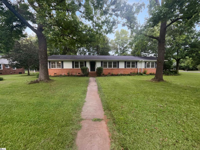 Spring Forest, Greenville Community
