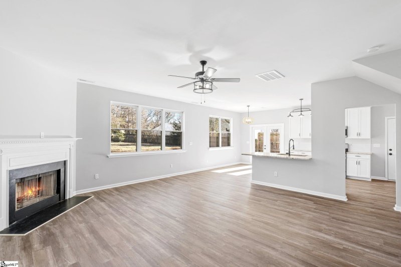 Property image 5 at 106 Peach Grove Place, Mauldin, SC 29662