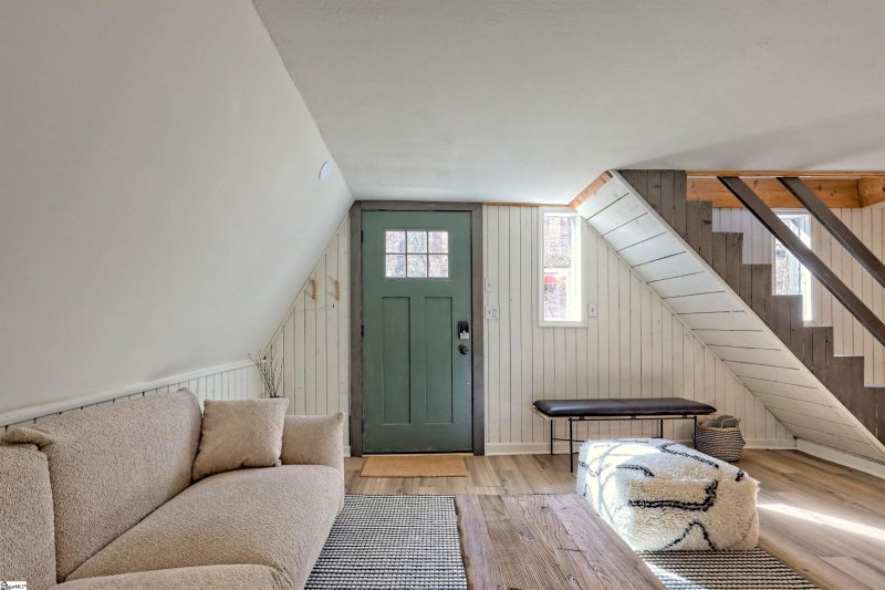 Property image 5 of 114 N Port Bass Drive in Port Bass, Fair Play, SC 29643