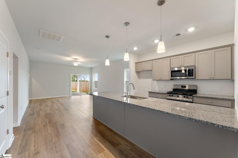 Property image 5 at 2085 Mayfair Mill Avenue, Spartanburg, SC 29301