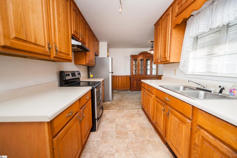 Property image 3 at 151 Revere Circle, Spartanburg, SC 29302