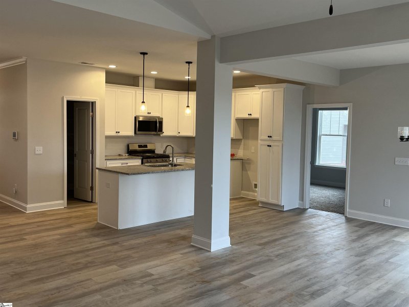 Property image 3 at 708 Ivey Jane Lane, Greer, SC 29651