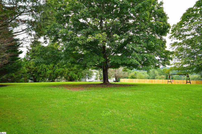 Property image 5 at 5 Twinflower Drive, Taylors, SC 29687