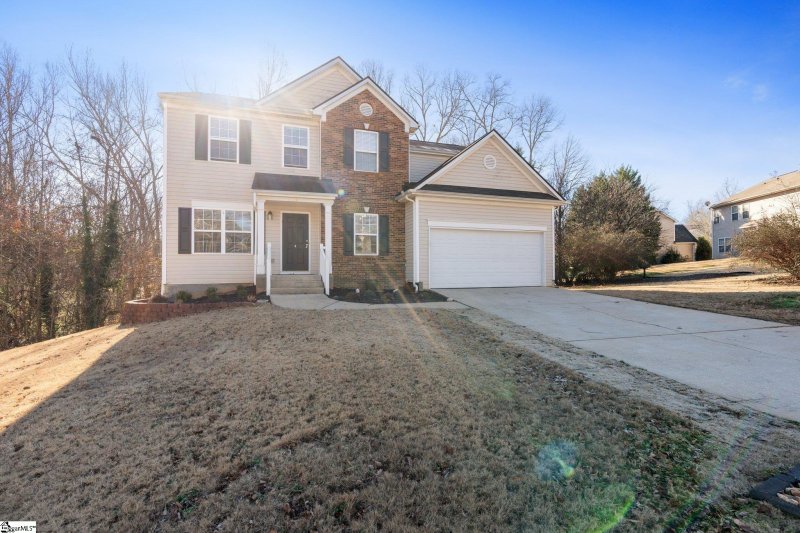 Property image 3 at 4 Locik Court, Simpsonville, SC 29681