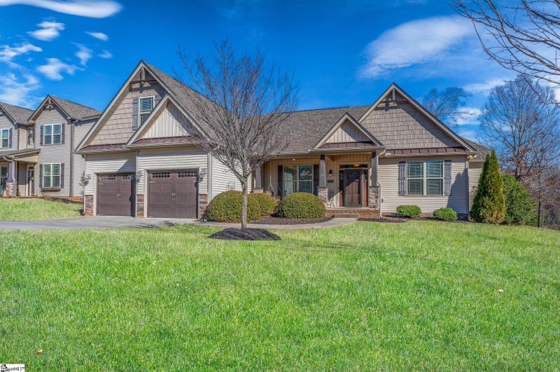 Property image 3 at 23 Meadowgold Lane, Greer, SC 29651