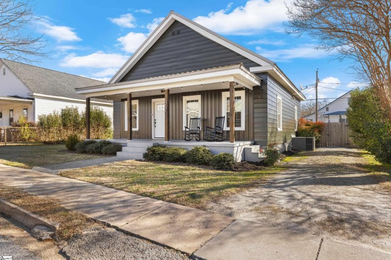 Property image 2 at 32 Seyle Street, Greenville, SC 29605