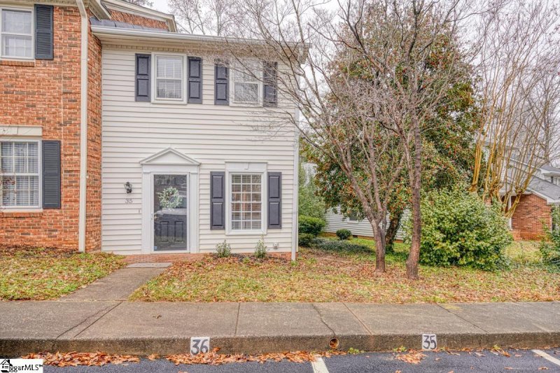 Property image 2 at 35 Somersett Drive, Spartanburg, SC 29301