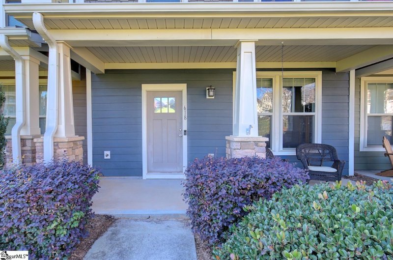 Property image 4 at 618 Springbank Alley, Greer, SC 29651