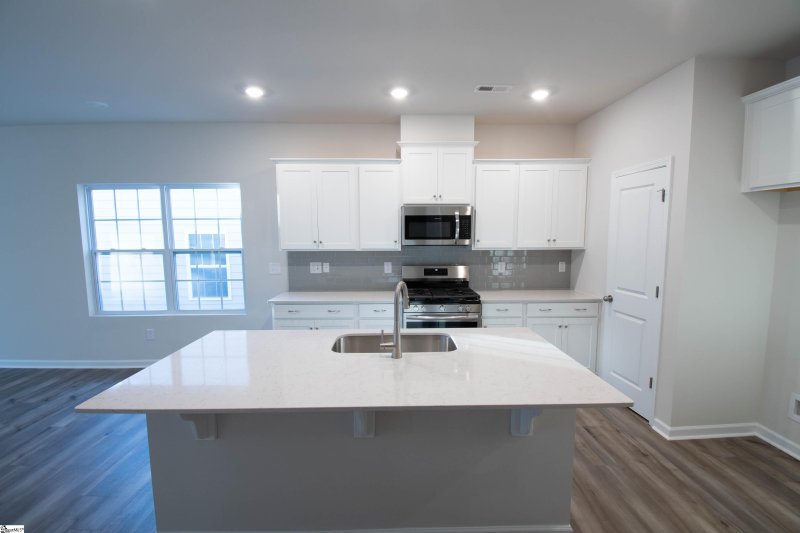 Property image 2 at 217 Paneer Lane, Taylors, SC 29687