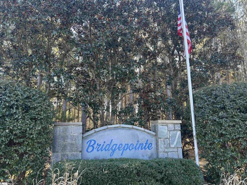 Property image 2 at 3 Lakewind Court, Iva, SC 29655