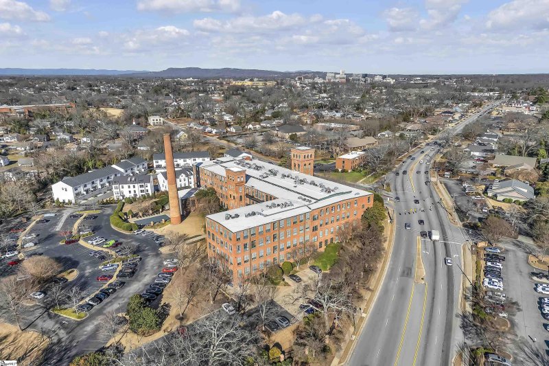 Property image 3 at 400 Mills Avenue, Greenville, SC 29605