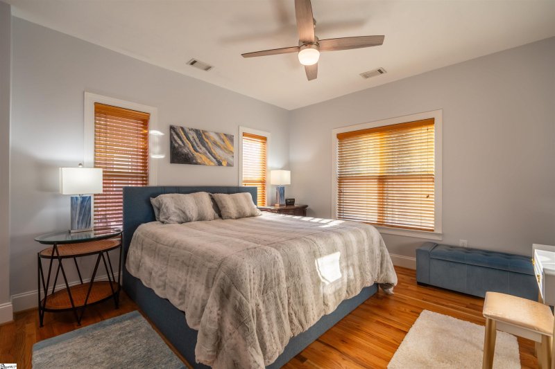 Property image 4 at 204 E Park Avenue, Greenville, SC 29601