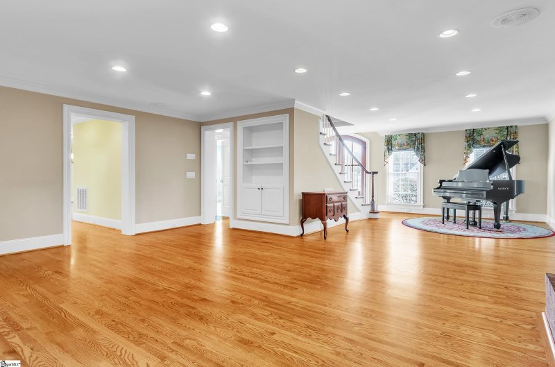 Property image 5 at 101 Cardiff Court, Easley, SC 29642