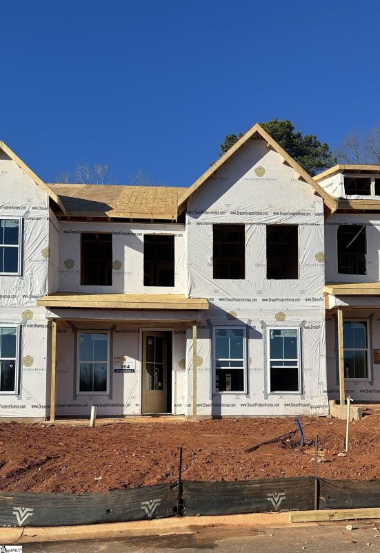 405 Encampment Boulevard