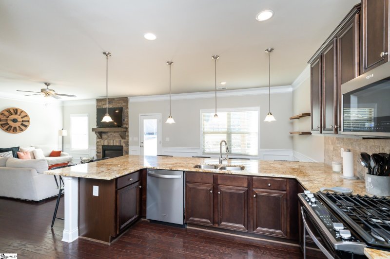 Property image 5 at 404 Windwood Street, Simpsonville, SC 29680