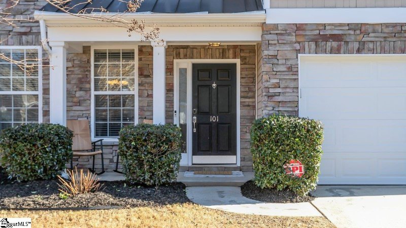 Property image 2 at 101 Circle Grove Court, Greer, SC 29650