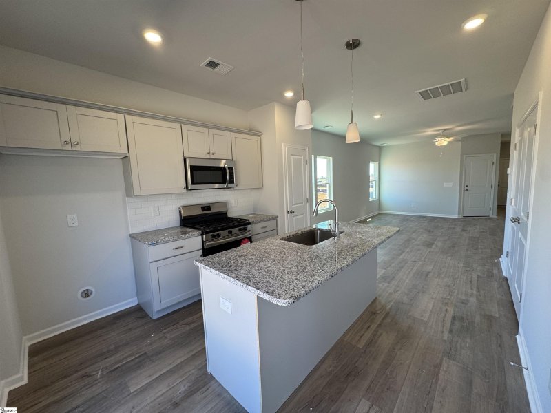 Property image 2 at 2381 Mill Loop, Spartanburg, SC 29301