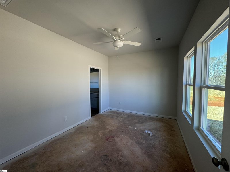 Property image 5 at 2381 Mill Loop, Spartanburg, SC 29301