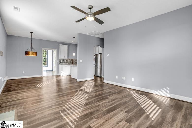 Property image 5 of 231 Ashler Drive in Greystone Cottages, Greer, SC 29650