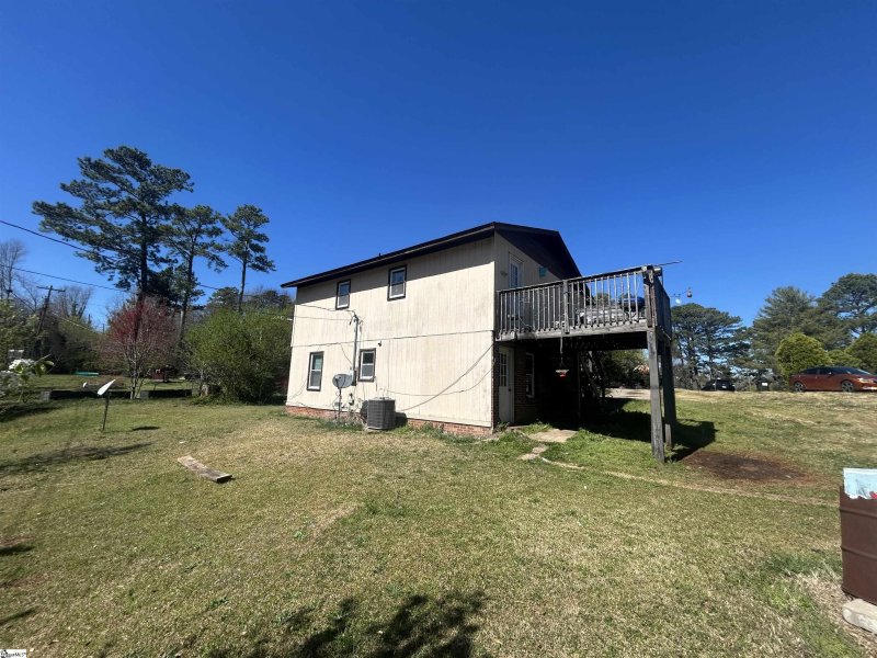 Property image 2 at 105 Foxhall Court, Easley, SC 29640