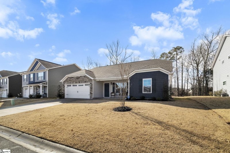 Property image 2 at 228 Icebow Road, Fountain Inn, SC 29644