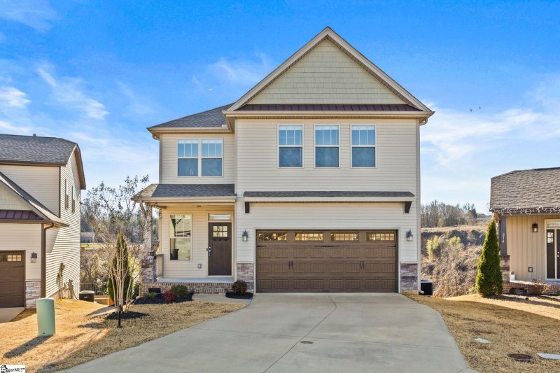 Property image 2 at 216 Clear Court, Taylors, SC 29687