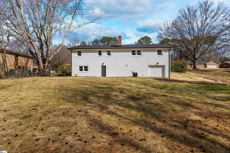 Property image 5 at 11 Longmeadow Road, Taylors, SC 29687