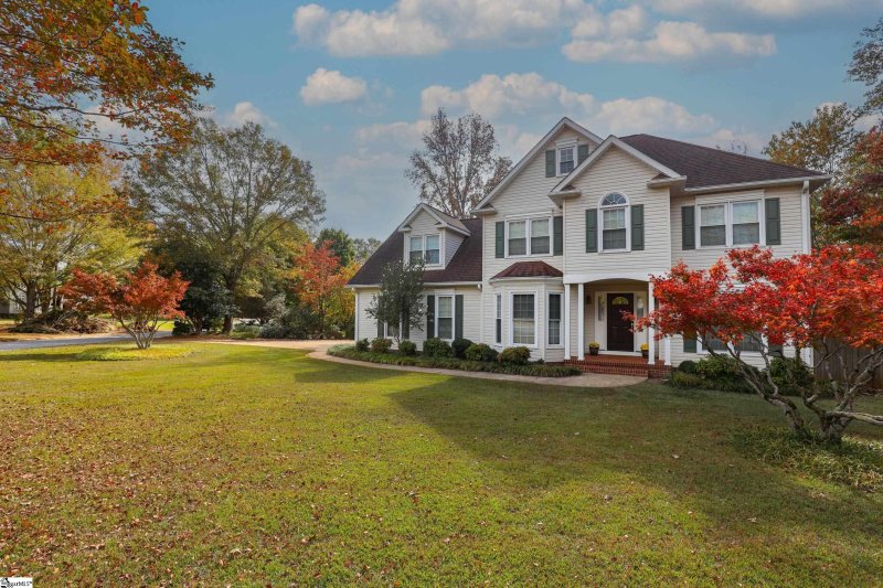 Property image 2 at 109 Stonewall Drive, Easley, SC 29642