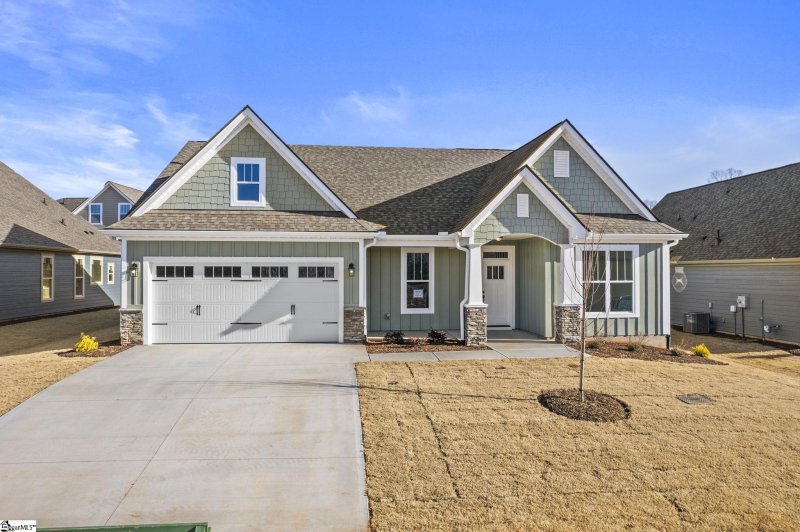 Property image 5 at 4 Ainsworth Street, Greenville, SC 29607