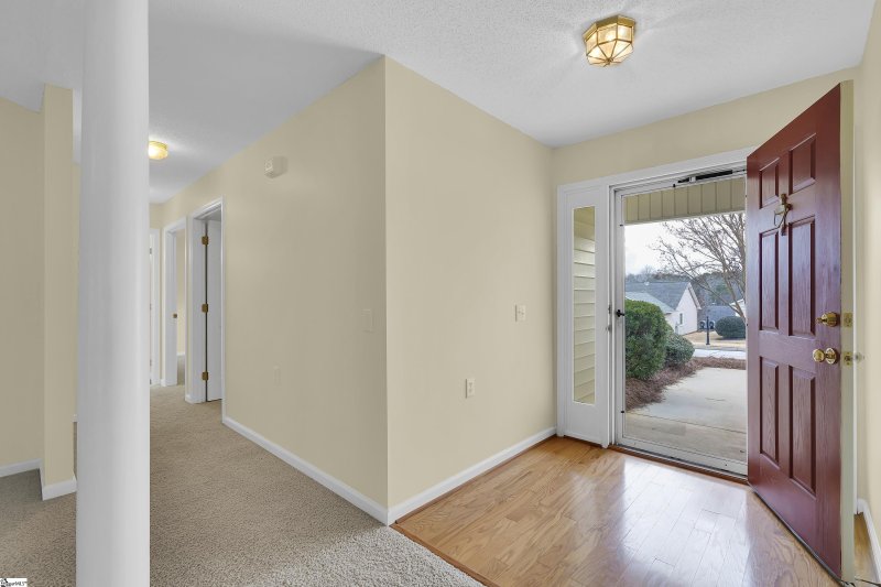 Property image 3 at 8 Stone Meadow Road, Greenville, SC 29615