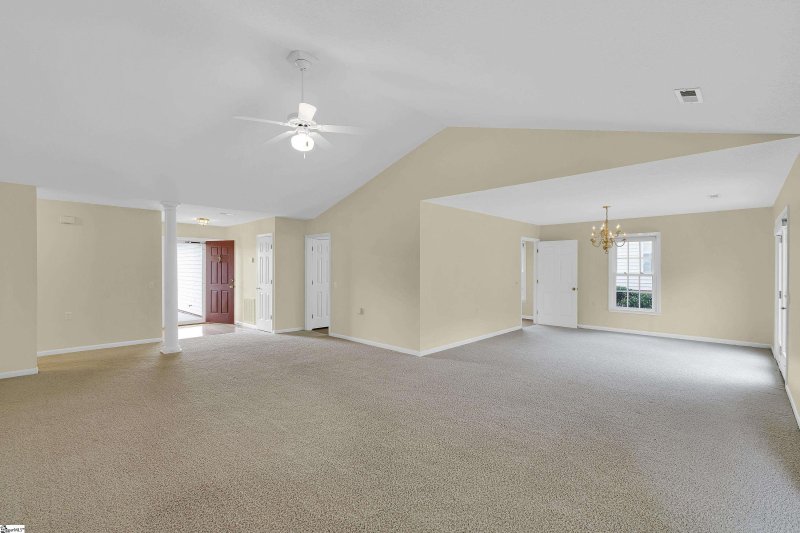 Property image 5 at 8 Stone Meadow Road, Greenville, SC 29615