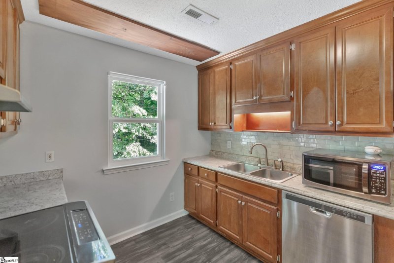 Property image 4 at 108 Brandywine Drive, Westminster, SC 29693