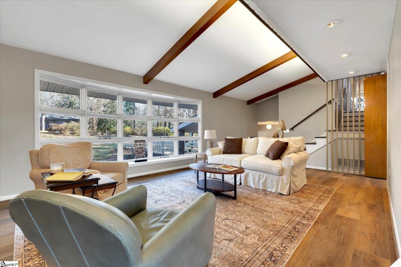 Property image 4 at 207 Asbury Circle, Easley, SC 29640-1303