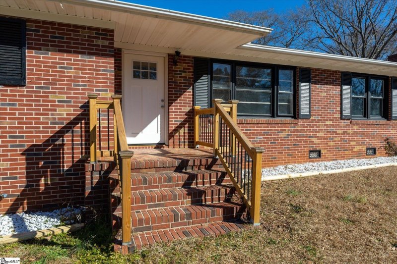 Property image 3 at 2517 Mckinley Drive, Anderson, SC 29621-6730