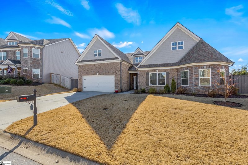 Property image 2 at 7 Carison Road, Simpsonville, SC 29681
