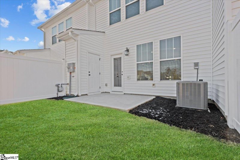 Property image 4 at 449 Hazelcote Road, Greenville, SC 29617