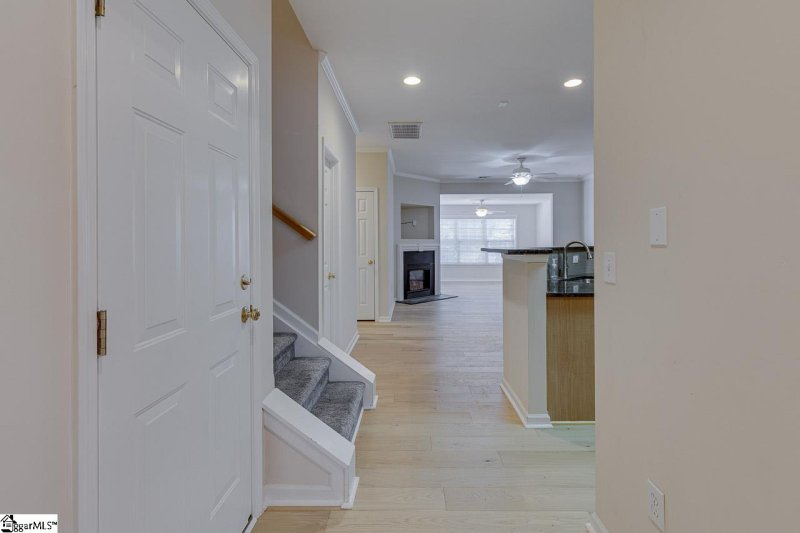 Property image 3 at 419 Falling Rock Way, Greenville, SC 29615