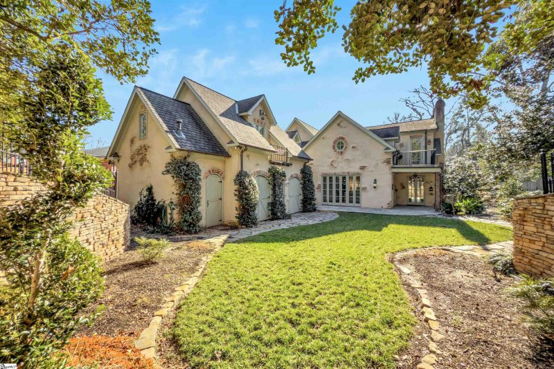 Property image 2 at 239 Pine Forest Drive, Greenville, SC 29601