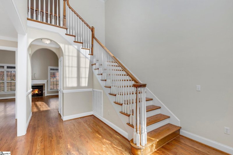 Property image 5 at 4 Lovalley Way, Taylors, SC 29687