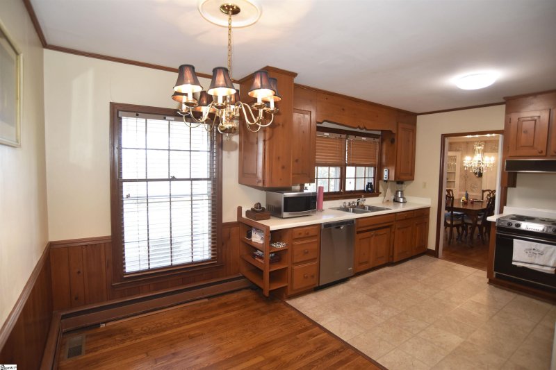 Property image 5 at 239 Sheffield Road, Greer, SC 29651