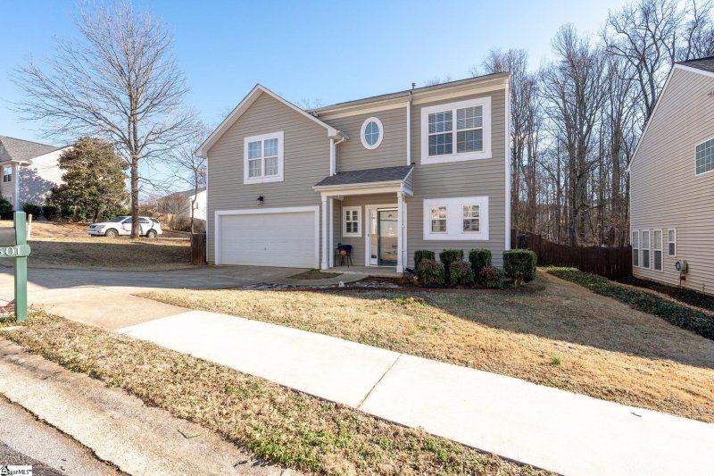 Property image 2 at 501 Grafton Court, Greer, SC 29650
