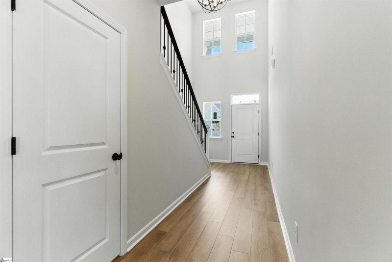 Property image 3 of 7014 New Horizons Lane in Landmark Commons, Boiling Springs, SC 29316