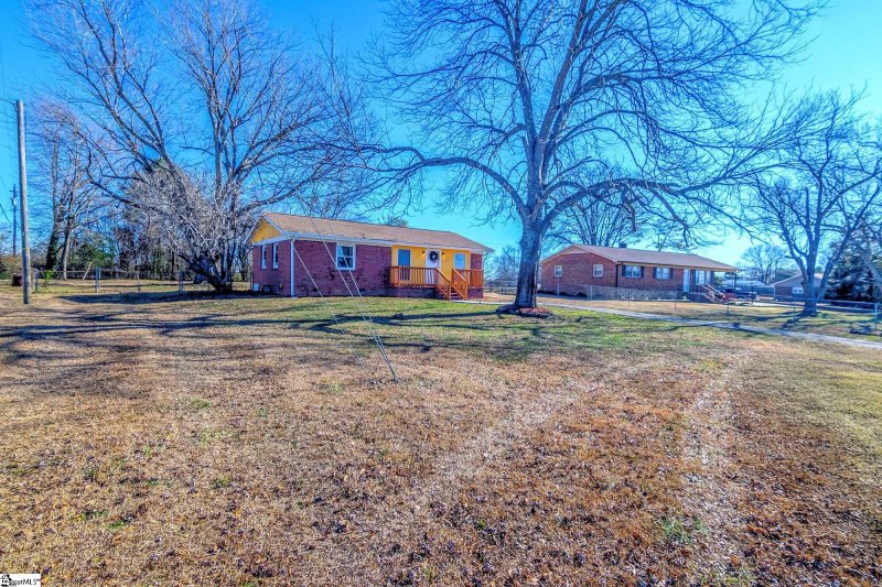 Property image 2 at 1125 Old Anderson Mill Road, Moore, SC 29369