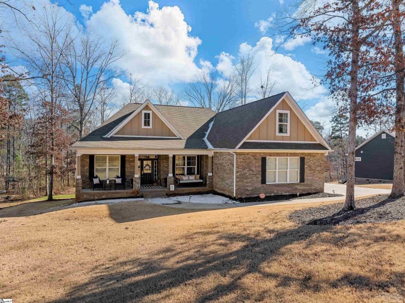 Property image 3 at 205 Cane Creek Way, Campobello, SC 29322