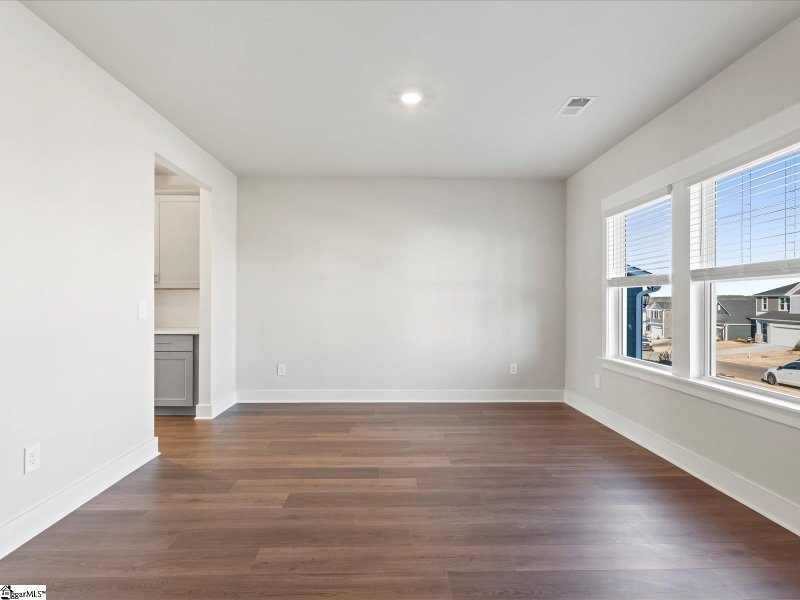 Property image 4 at 1042 Hillcraft Drive, Greer, SC 29651