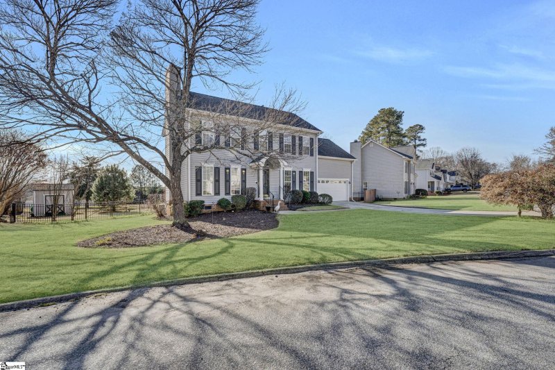 Property image 2 at 20 S Penobscot Court, Simpsonville, SC 29681