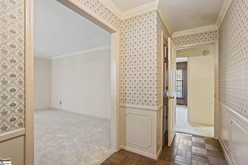 Property image 5 at 403 Confederate Circle, Taylors, SC 29687