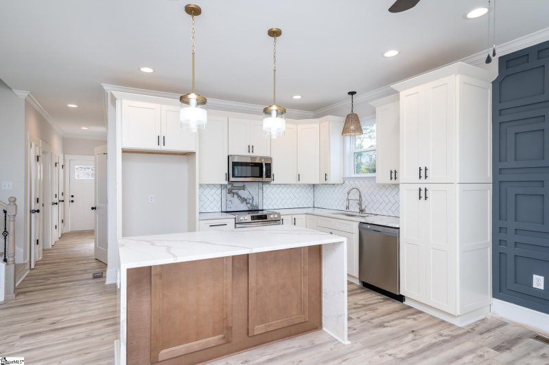 Property image 4 at 341 Gower Street, Greenville, SC 29611