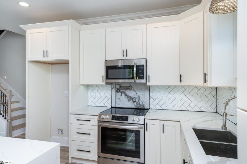 Property image 5 at 341 Gower Street, Greenville, SC 29611